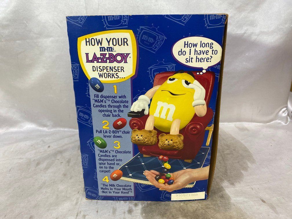 未使用品】m&m's エムアンドエムズ La-Z-BOY DISPENSER ディスペンサー