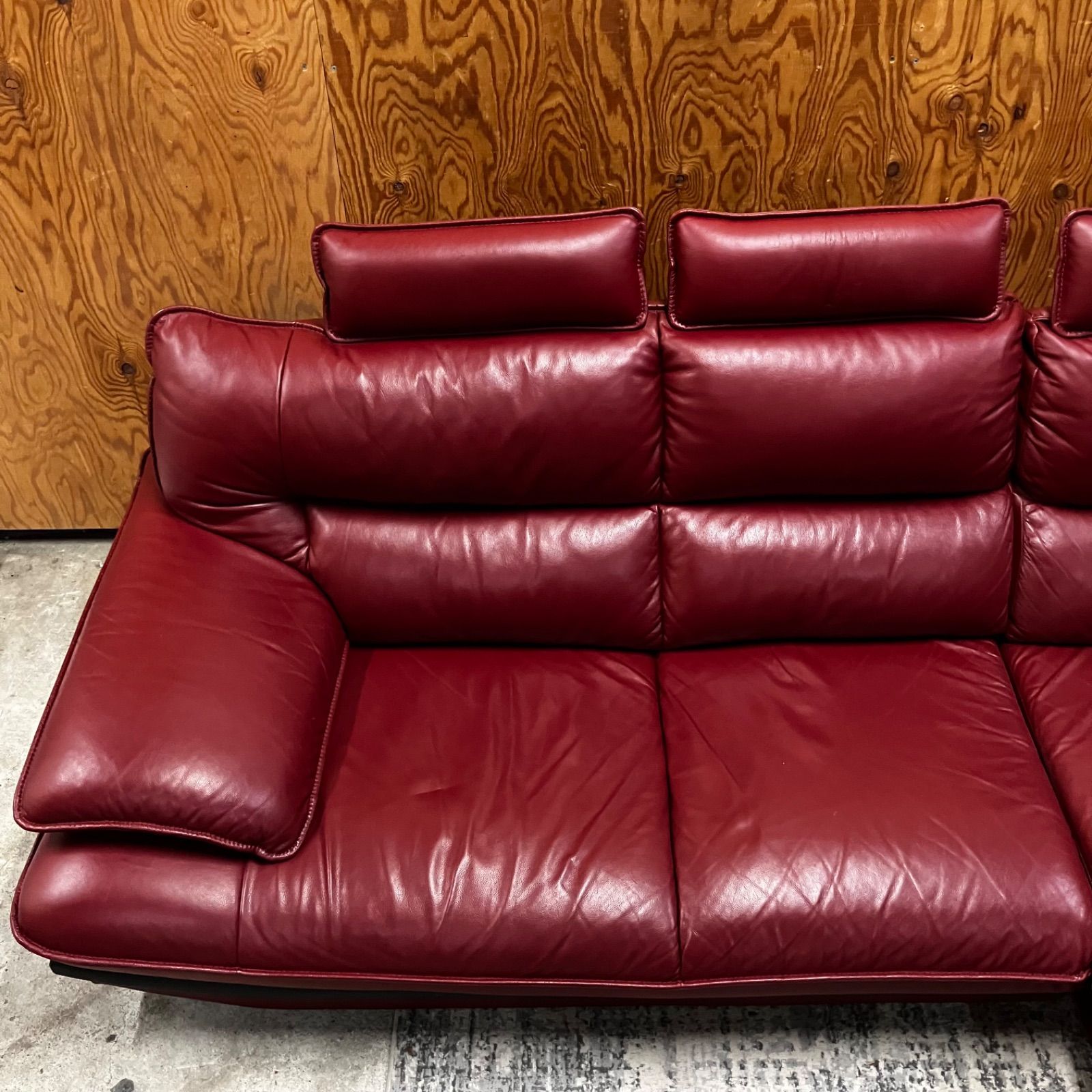 ○【値下げ交渉可能】ニトリ 3人がけソファ カウチソファ 本革張り