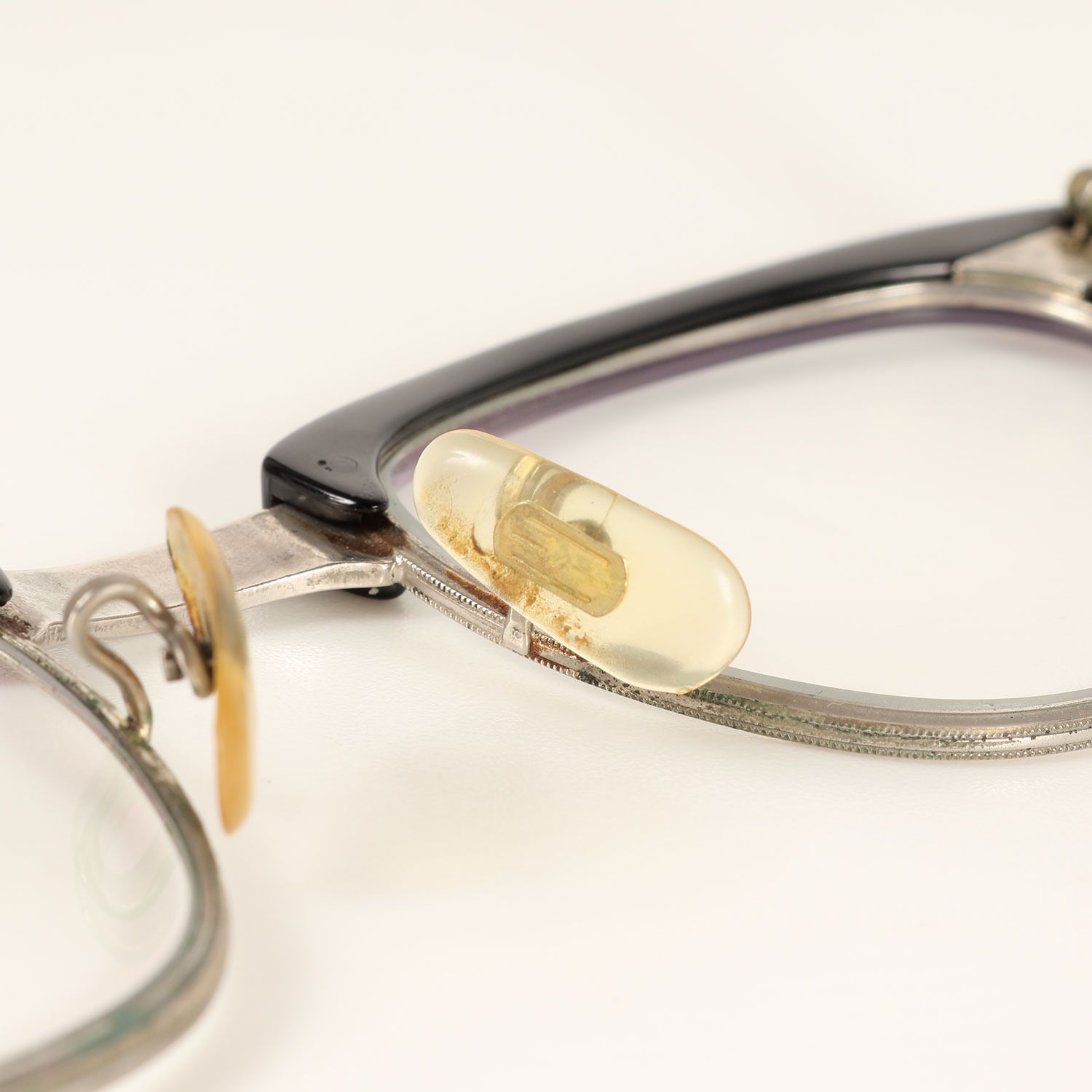 American Optical アメリカンオプティカル 60s フレックスフィット クリアレンズ サングラス / メガネ (FLEXI-FIT 6M) | ブラックフレーム クリアレンズ | ブランド 眼鏡【メンズ】【中古】【K4638】 American Optical アメリカンオプティカル 60s フレックスフィット