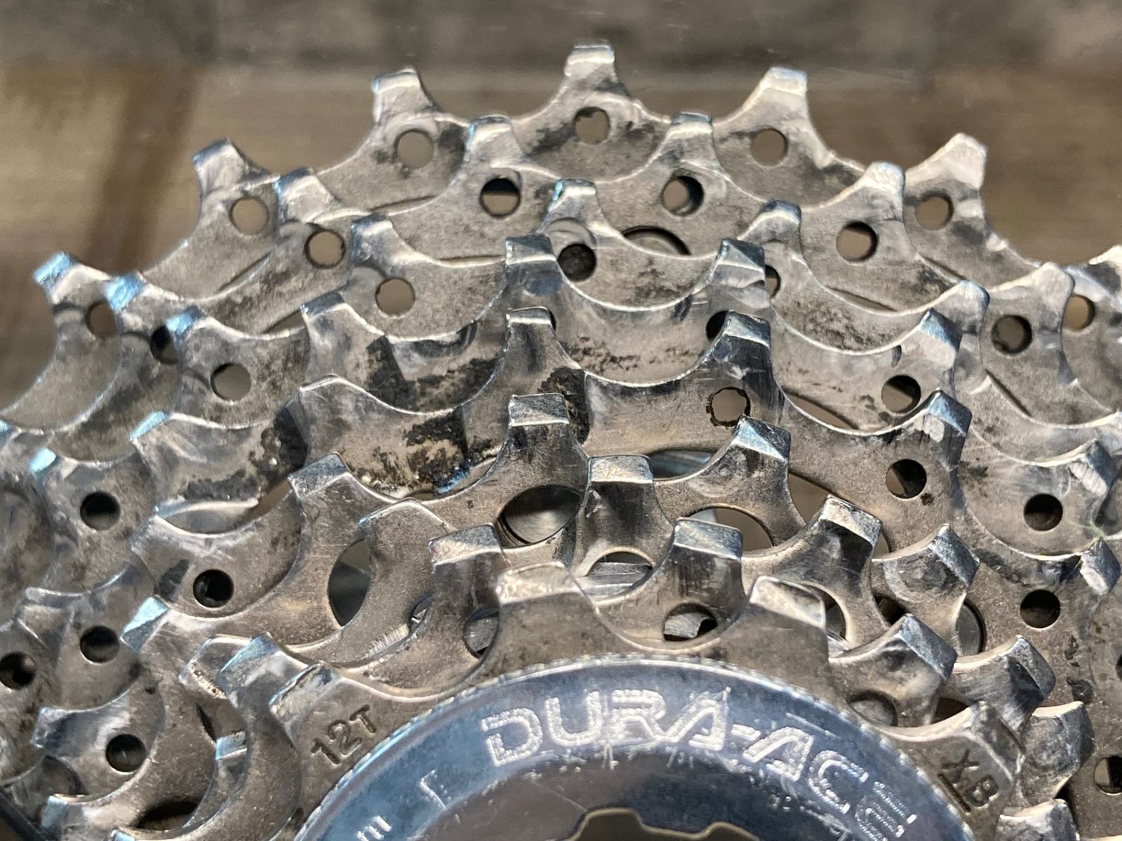JH720 シマノ SHIMANO デュラエース DURA-ACE CS-7700 スプロケット 12