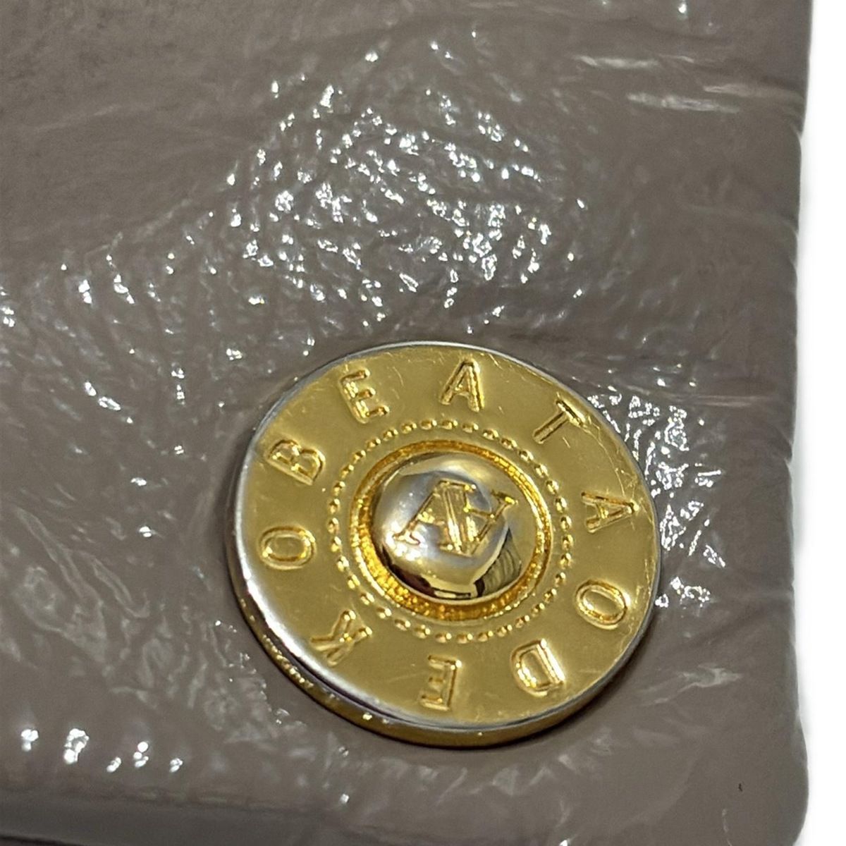 ATAO(アタオ) コインケース - グレーベージュ キーリング付き/ATAO DE KOBE レザー キーケース “ベル”全色紹介！【スタッフ私物】  | ATAO(アタオ) | ATAOアタオランド店 (KOBE) | スタジオアタオ公式ショップブログ|STUDIOATAO OFFICIAL BLOG