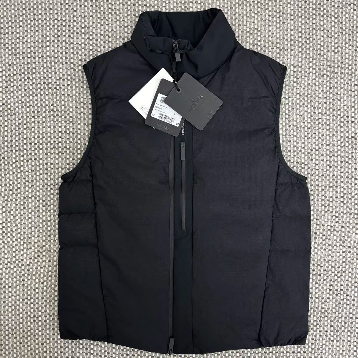 モンクレール　ダブルワッペン　ダウンベスト　ブラック　3 中古・古着通販】MONCLER (モンクレール) ワッペンダウンベスト