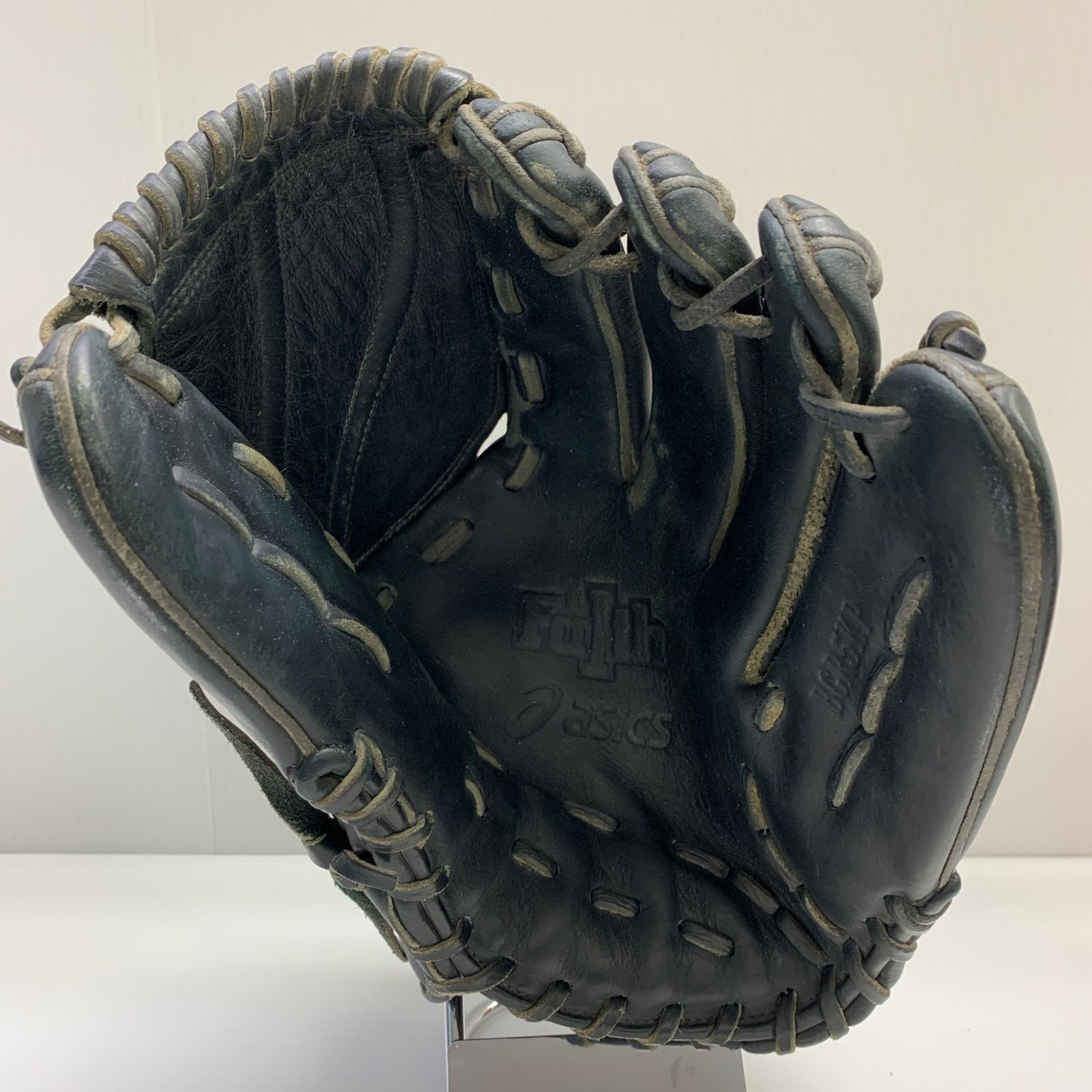 硬式用グローブ　ピッチャー　右利き用　アシックス ASICS アシックス 硬式グローブ 投手ピッチャー用 右投げ用 3121B375