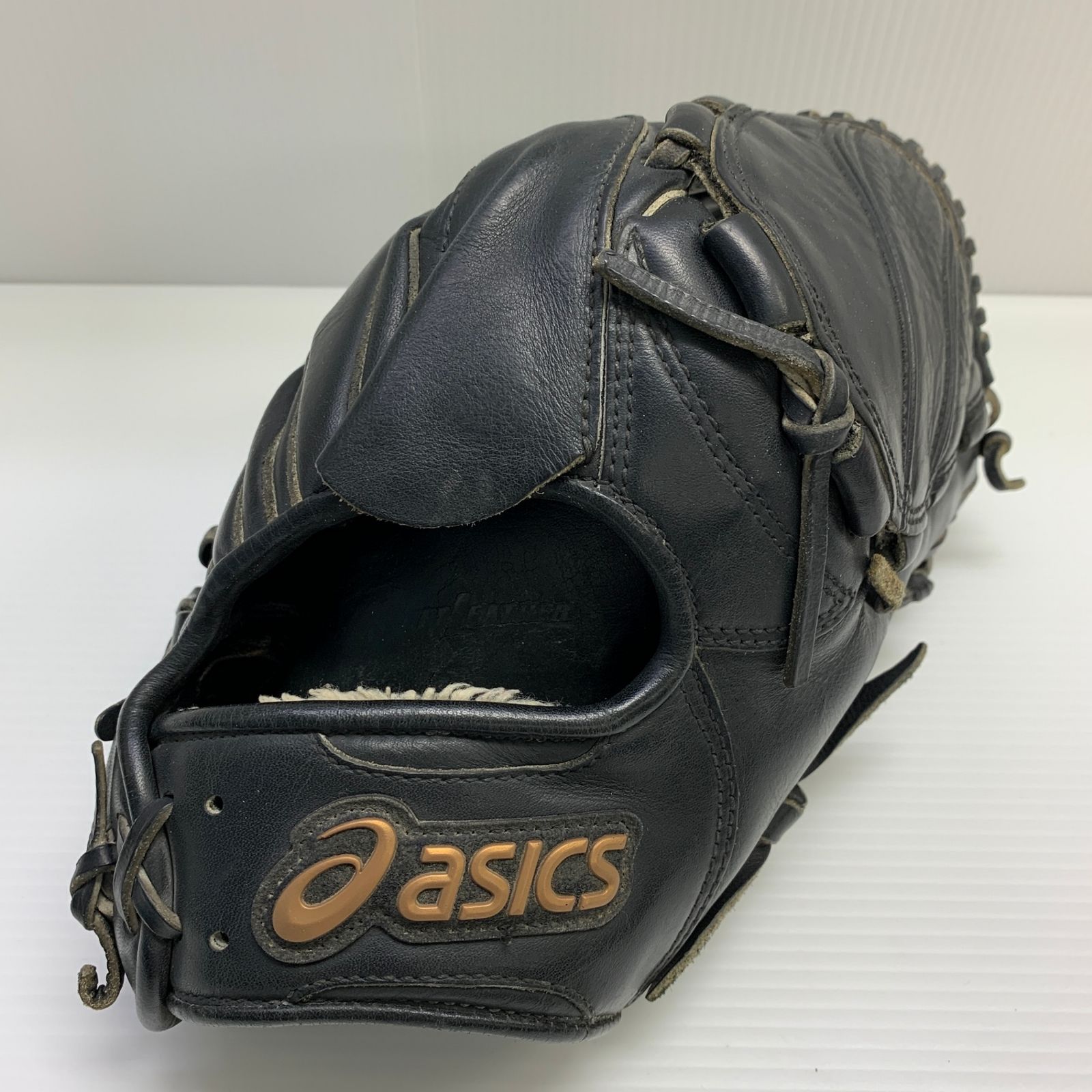 硬式用グローブ　ピッチャー　右利き用　アシックス ASICS アシックス 硬式グローブ 投手ピッチャー用 右投げ用 3121B375