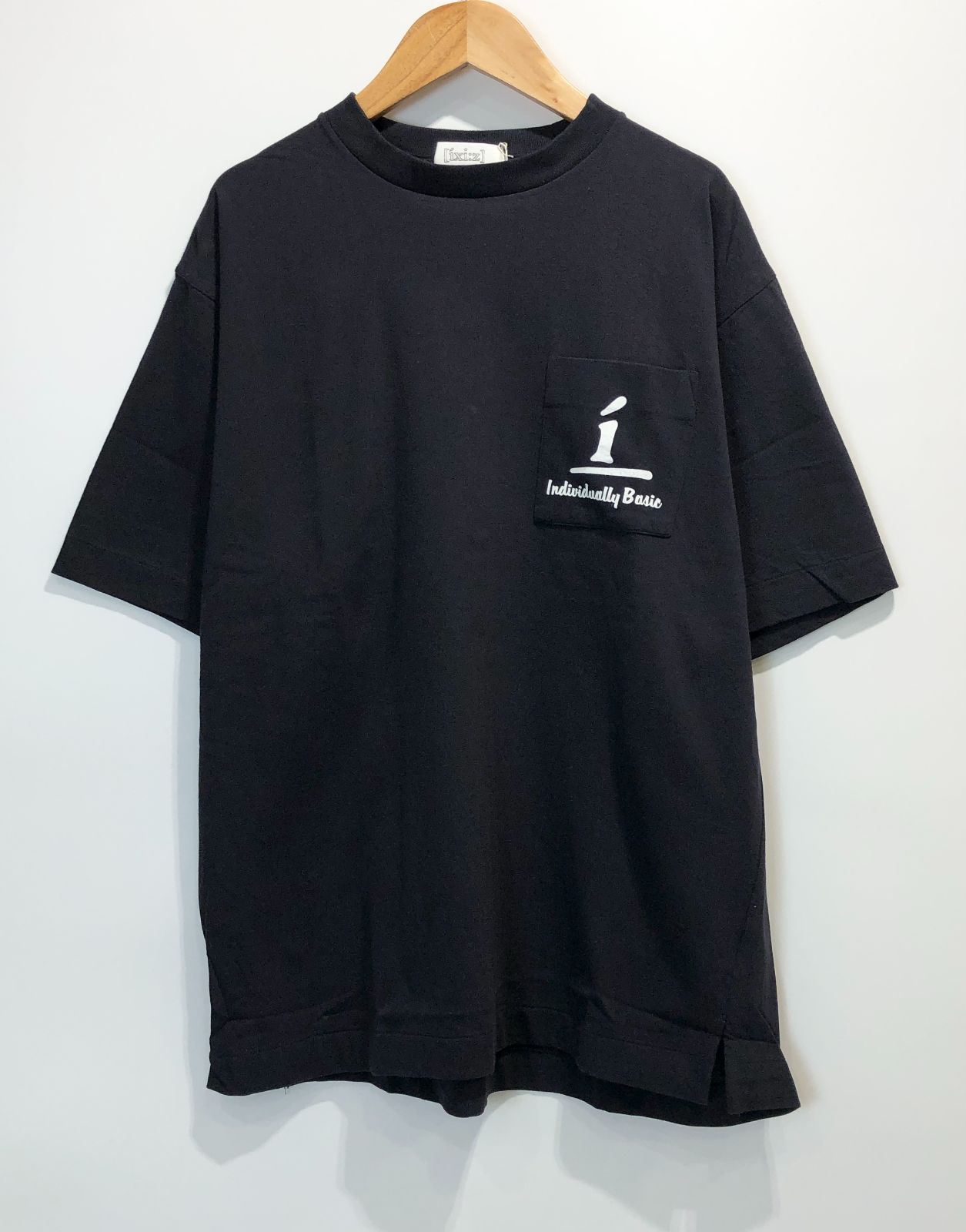 Unused, with tags】 ixi:z Individually Basic Crew Neck Logo Print
