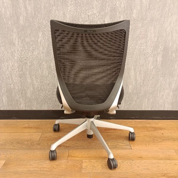 OKAMURA オカムラ オフィスチェア 肘あり バロン CP33CR ブラック