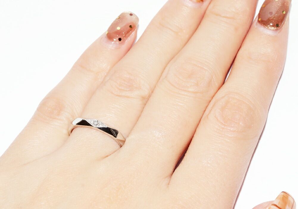 E2923 ブシュロン #58 17号 PT950 ファセットリング ミディアム E2923 ブシュロン #58 17号 PT950 ファセットリング ミディアム