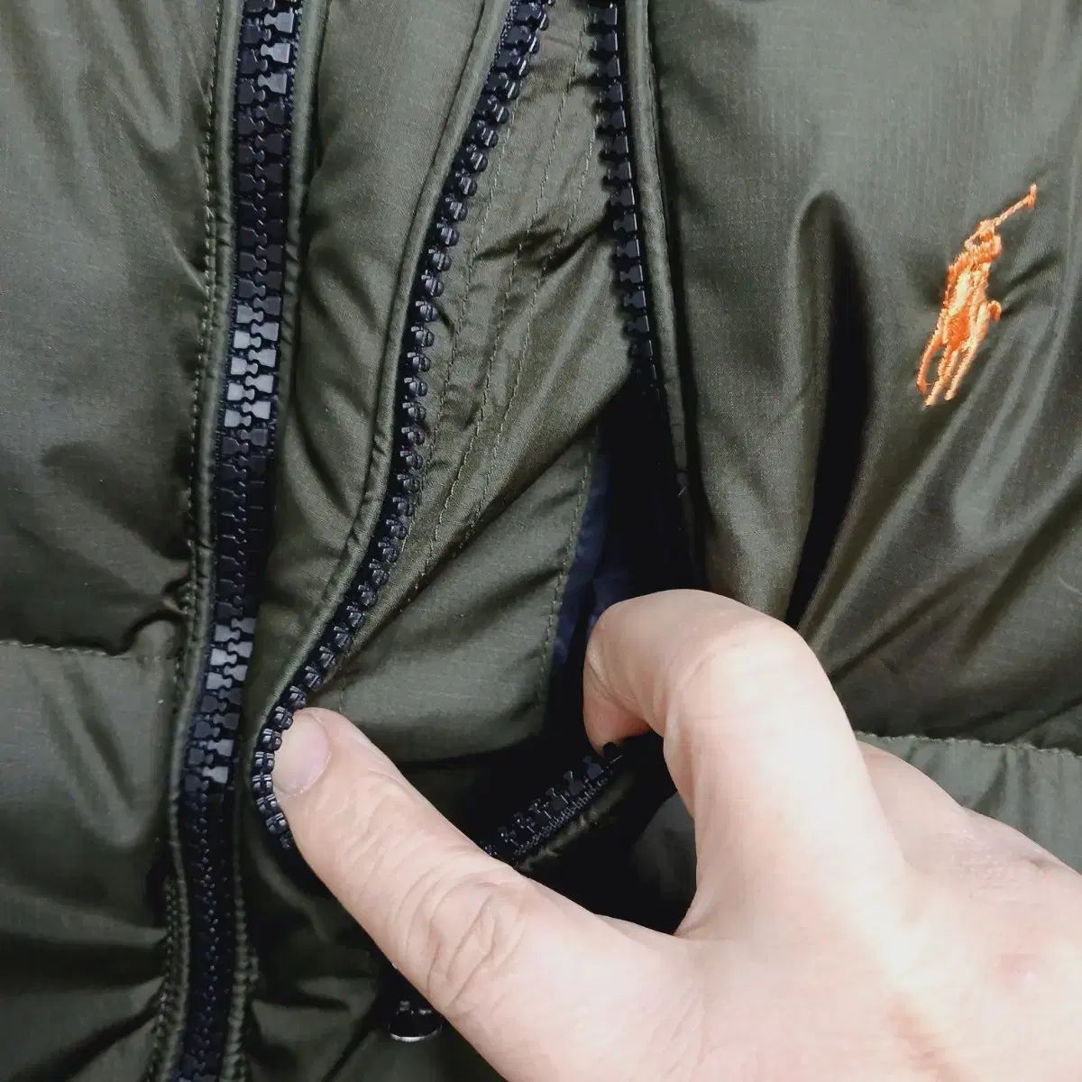 ポロラルフローレン オリーブ ダウン ベスト 100-105 - メルカリ