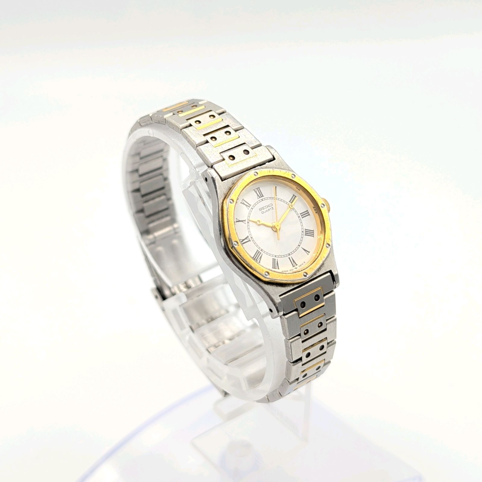 SEIKO 1221-0040 Watch Ladies Quartz Round Gold Silver Combi Y2K