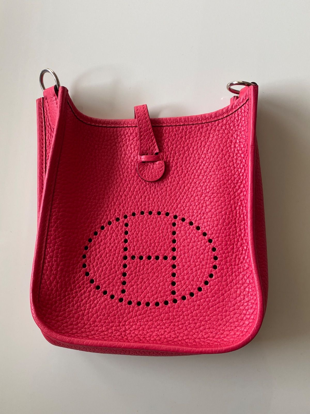 エルメス　ミニエヴリン　TPM ローズメキシコ 極美品♡エルメス ミニエヴリン TPM ローズメキシコ ストラップ無し