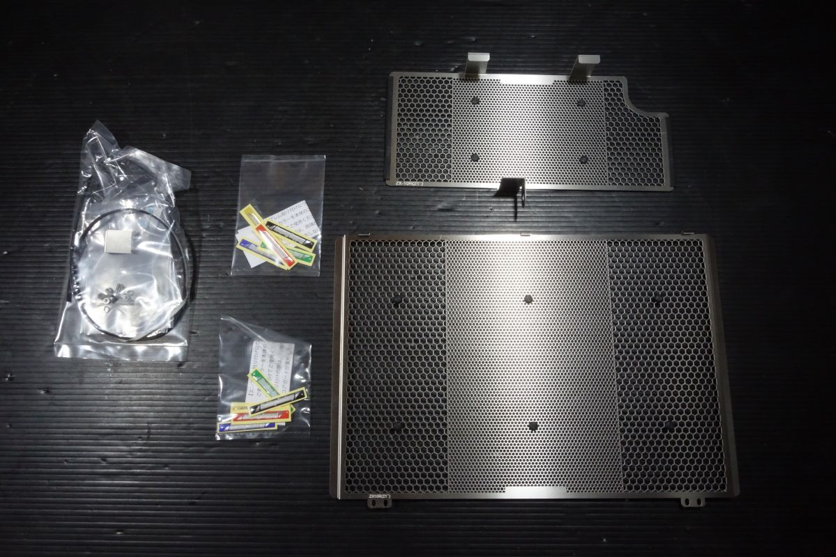 ラジエター＆オイルクーラーガードセット RGK-ZX10R-03 ZX-10R ETCHING