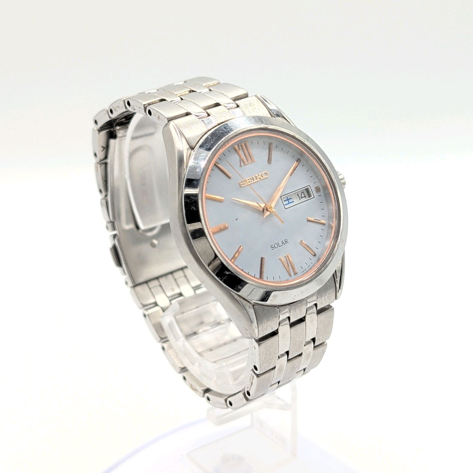 SEIKO V158-0BA0 Watch Men's Solar Round Gold Silver Combi Day-Date