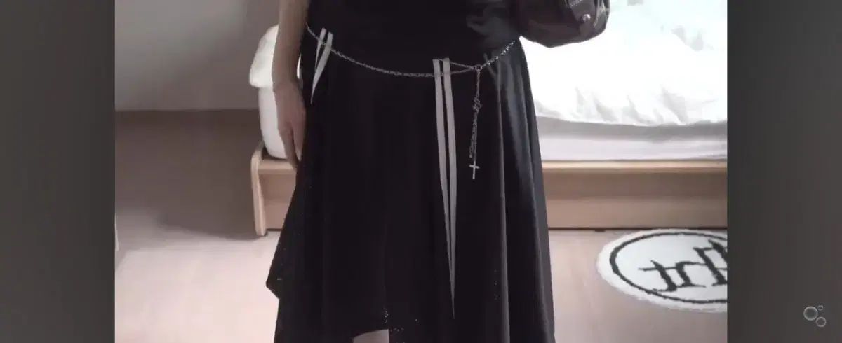 スリータイムズ クロス チェーンベルト