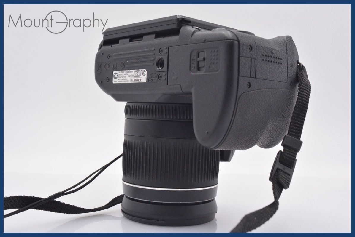 富士フィルム FUJIFILM FinePix HS10 30x 単三電池仕様 元箱、前  