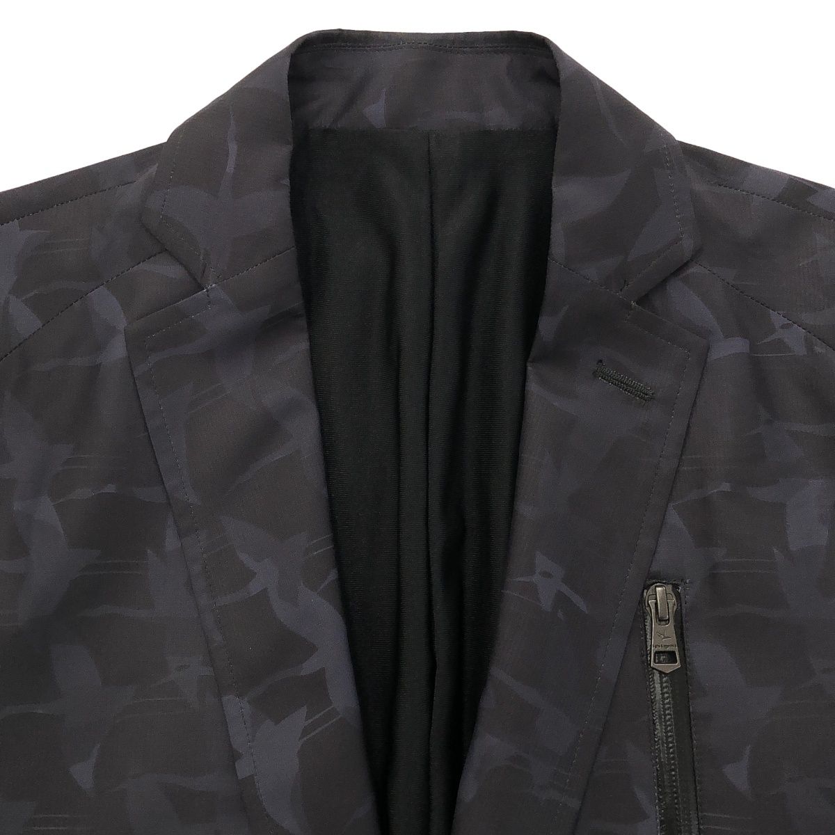 1PIU1UGUALE3 × R[ONE] Ronaldinho ウノ ピゥ ウノ ウグァーレ トレ