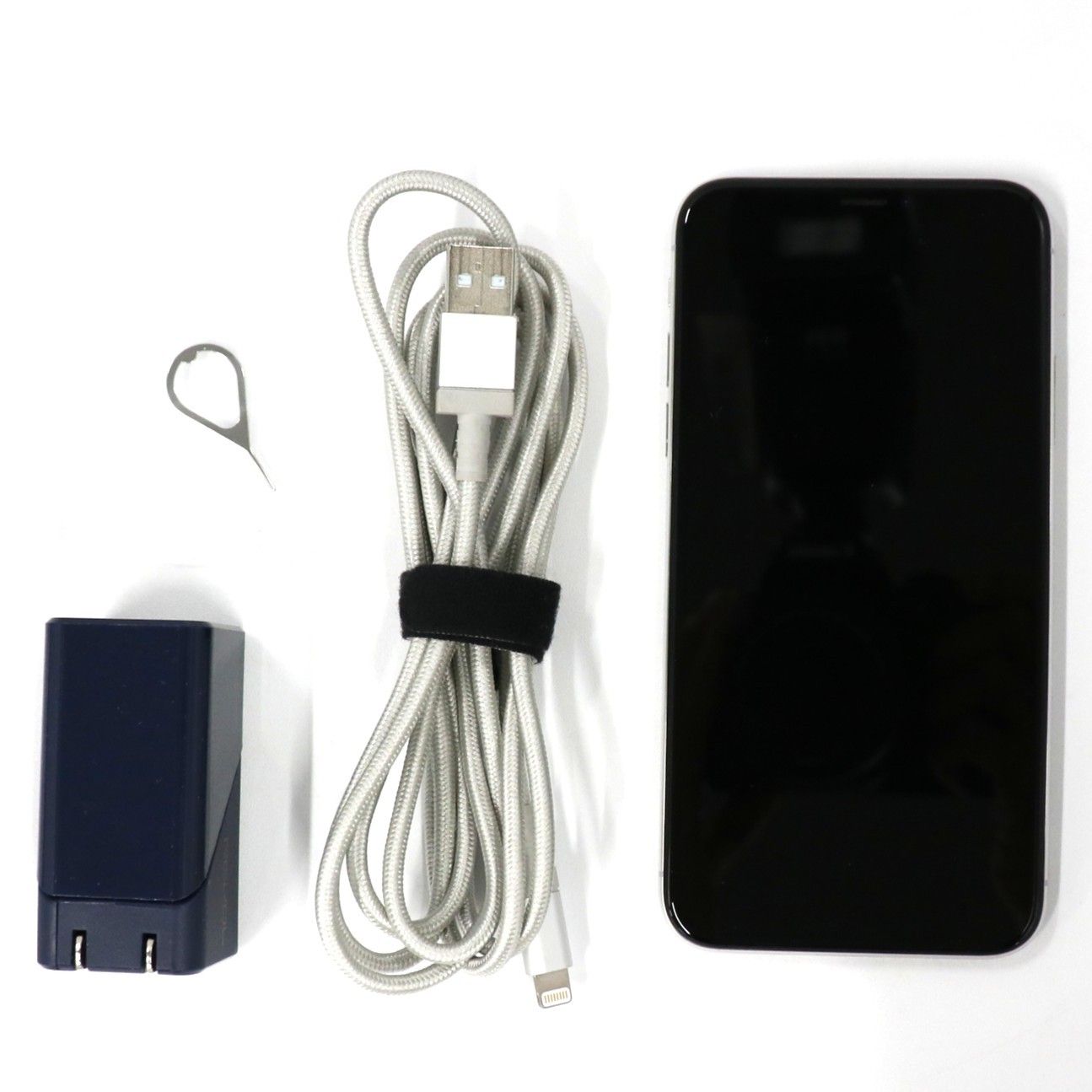 iPhoneX シルバー　64GB SIMフリー 本体　イヤホン　ケーブル全て有 iPhoneX シルバー 64GB SIMフリー 本体 イヤホン ケーブル全て有