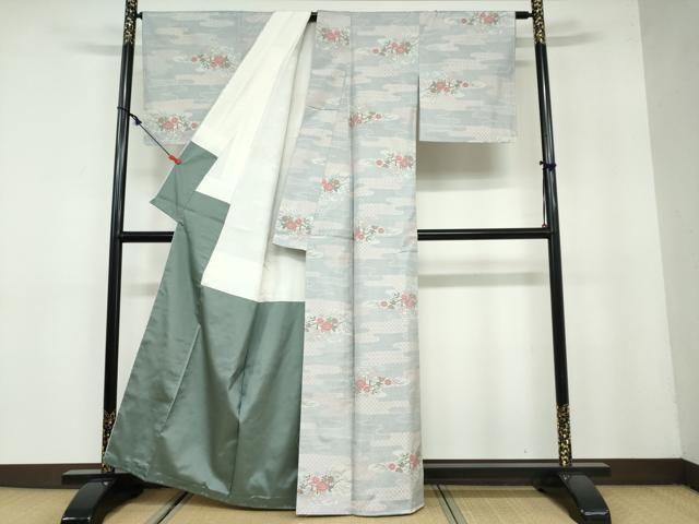 平和屋着物○都喜ヱ門 本場大島紬 本場大島紬 雲霞草花文 藤絹織物謹製