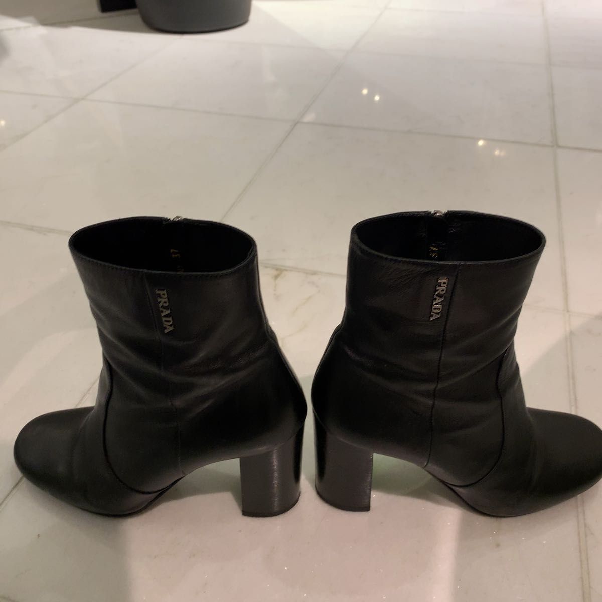プラダ　ショートブーツ　37 040729_3.jpg