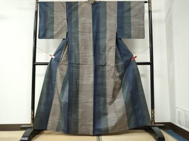 平和屋着物○本場大島紬 7マルキ 縞 エ霞文 正絹 逸品 CAAZ3552yc