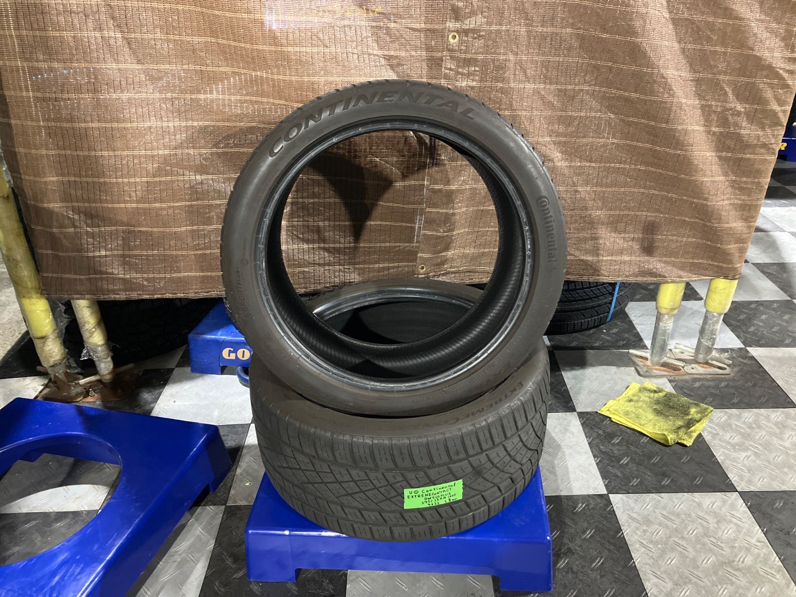 2022年製 CONTINENTAL Extreme Contact DWS 06 PLUS 275/40R20 275/40 