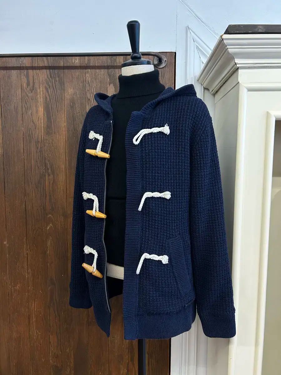 バーバリー 正規品 ネイビー ダッフル フード付きニット ジップアップ