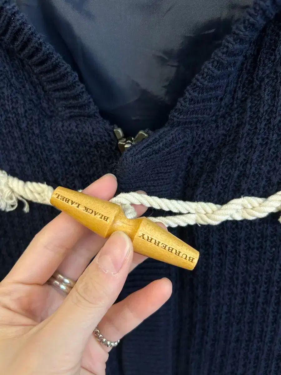 バーバリー 正規品 ネイビー ダッフル フード付きニット ジップアップ