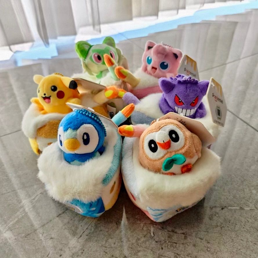 海外限定 ポケモン ぬいぐるみキーホルダー ストラップ ぬいぐるみ