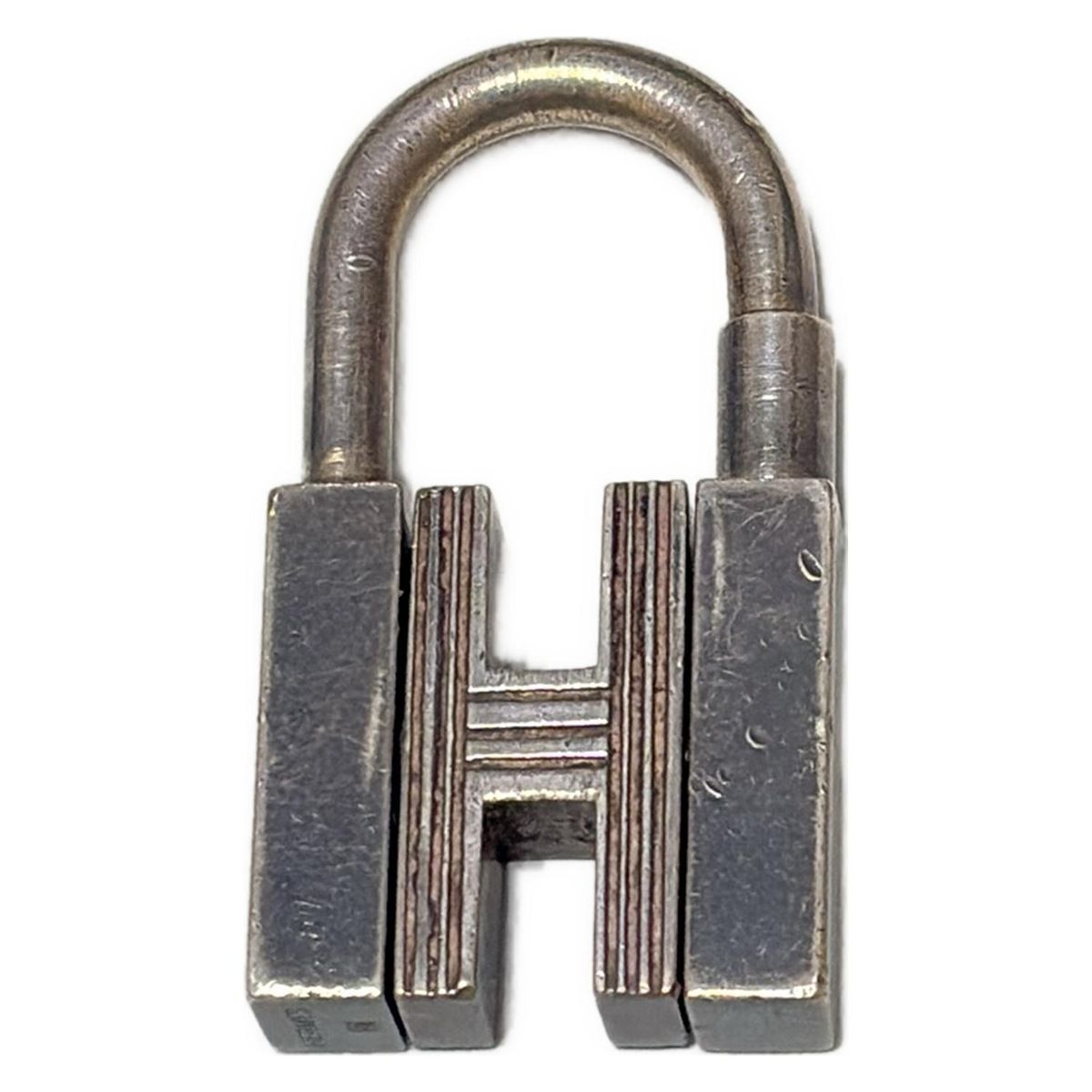 HERMES(エルメス) 小物 - シルバー カデナ(南京錠) - メルカリ