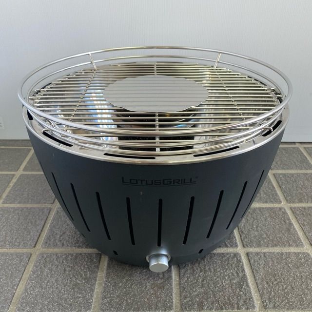 配送不可、現地引取のみ、リユース品】無煙炭火バーベキューグリル