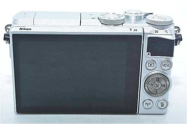 470☆良品☆Nikon ミラーレス一眼 Nikon1 J5 標準パワーズームレンズ