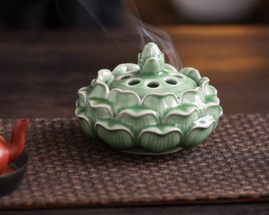 汝窯青釉支釘蓮華香炉 茶道具 香道具 工芸品 美術品 置物 汝窯青釉支釘蓮華香炉 茶道具 香道具 工芸品 美術品 置物 汝窯青釉支釘