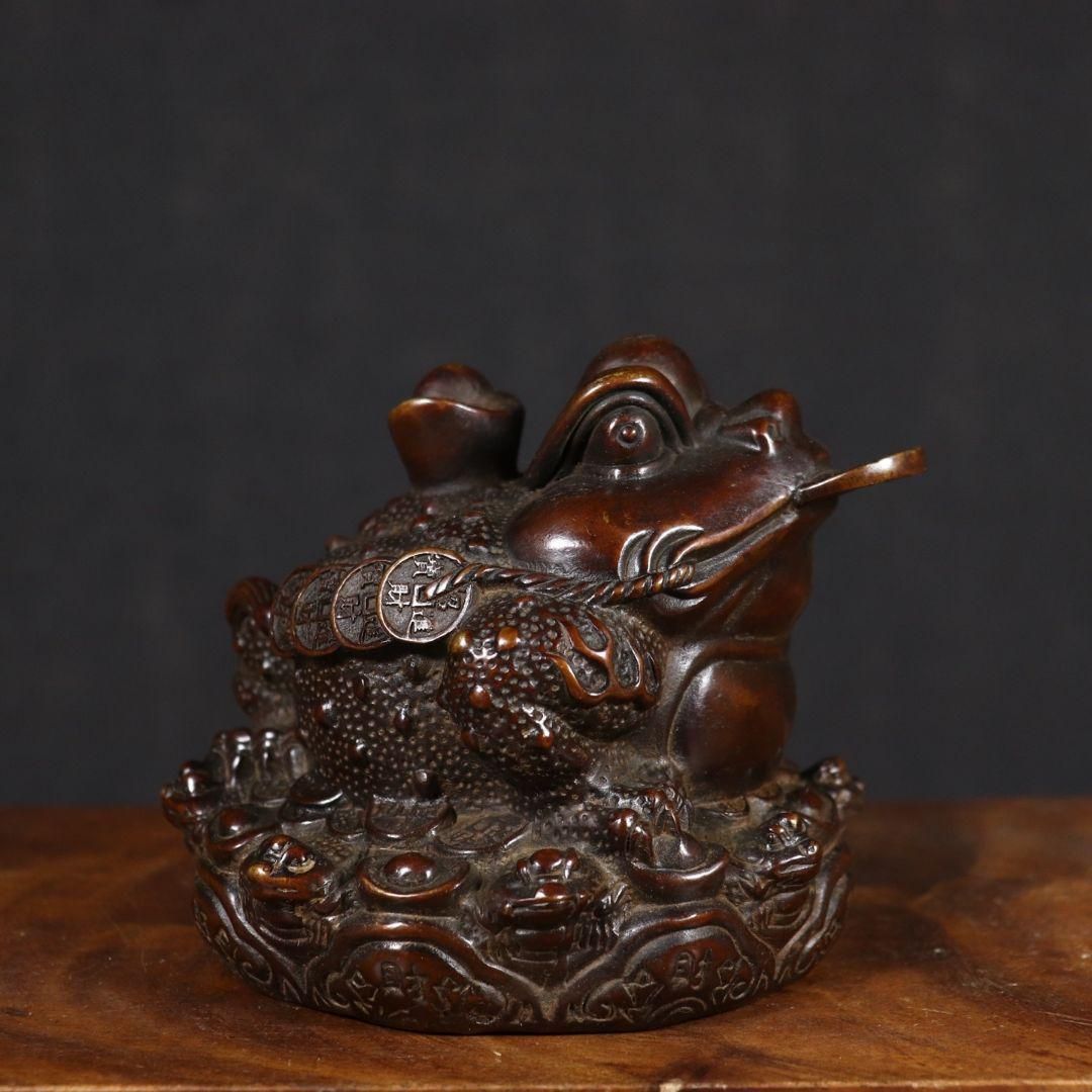 銅製 金蟾 招財進宝 開運 風水 招財 置物 工芸品 装飾品 - メルカリ