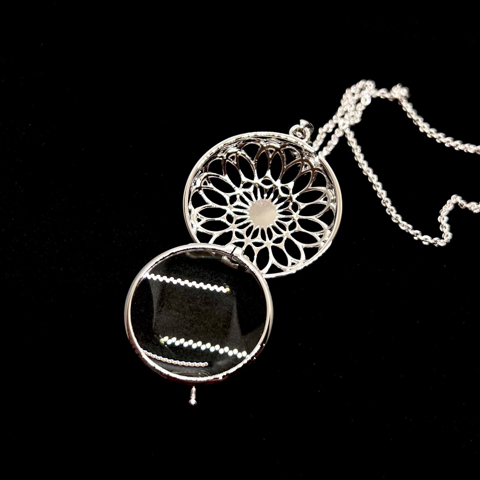 ミキモト ベビーパールつきルーペ　ペンダント　美品 美品☆MIKIMOTO ミキモト ペンダント ルーペ ネックレス パール