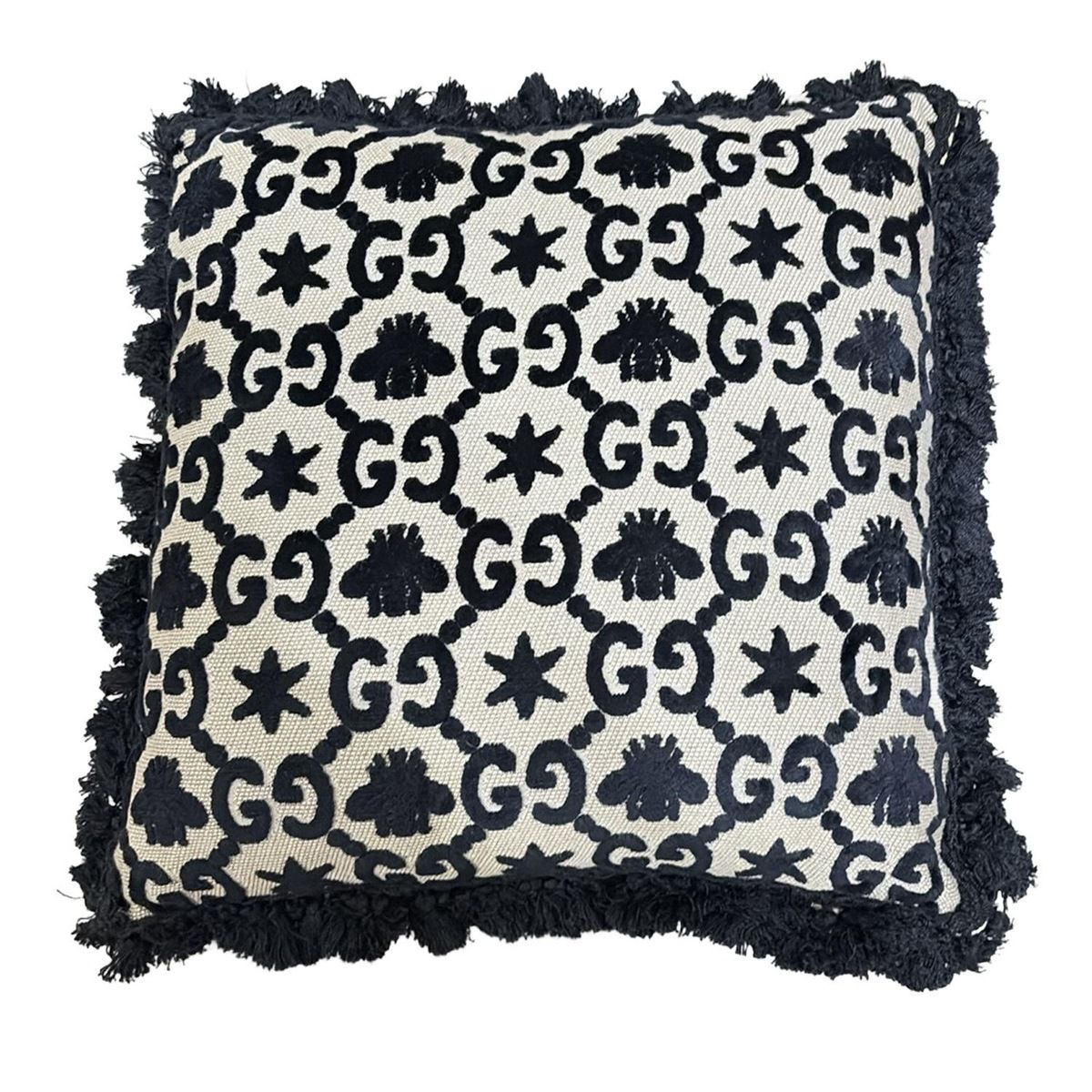 GUCCI(グッチ) 小物美品 - 529748 黒×レッド×マルチ クッション/GG柄