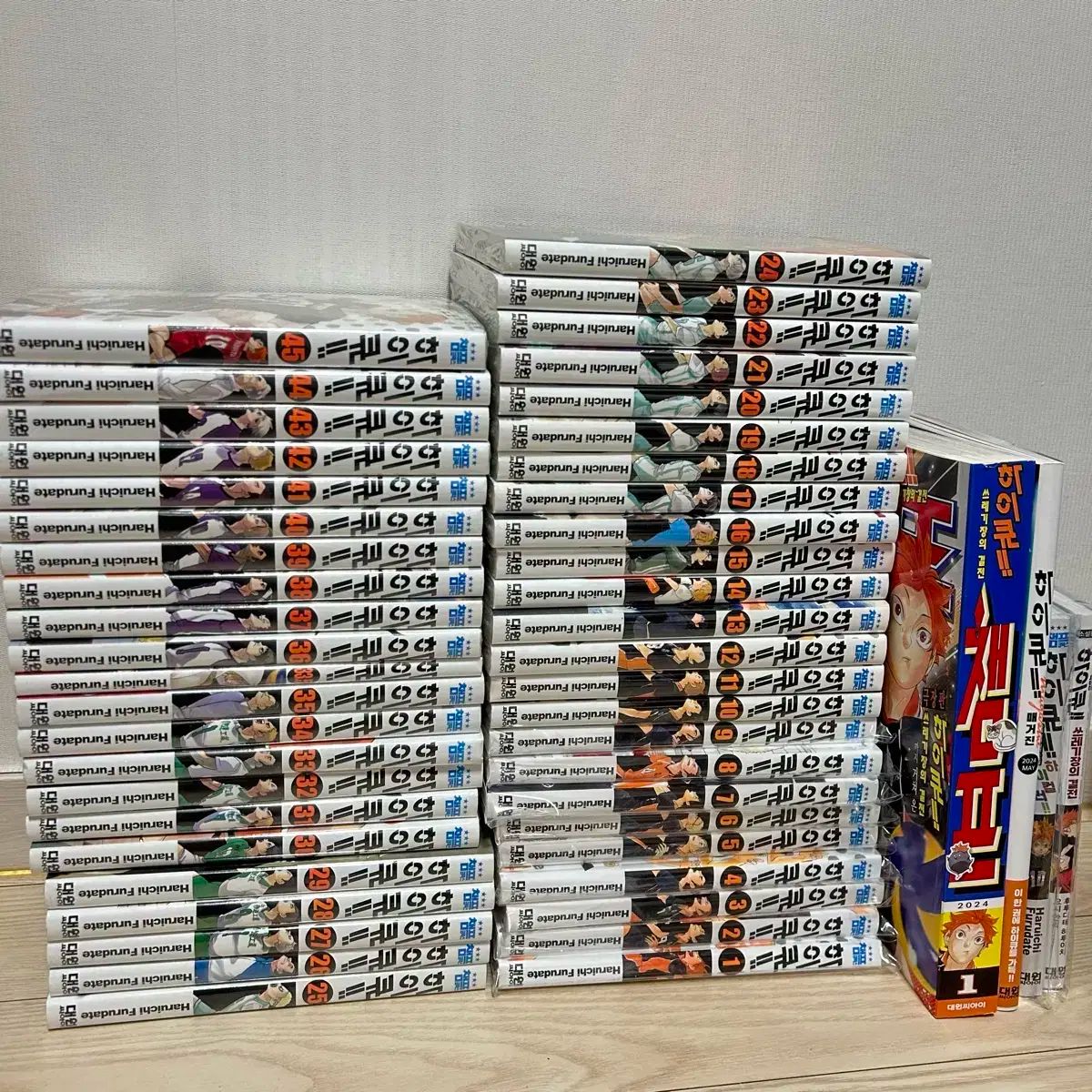 未開封含む)ハイキュー漫画全巻 1～45巻 +33巻+雑誌等 - メルカリ