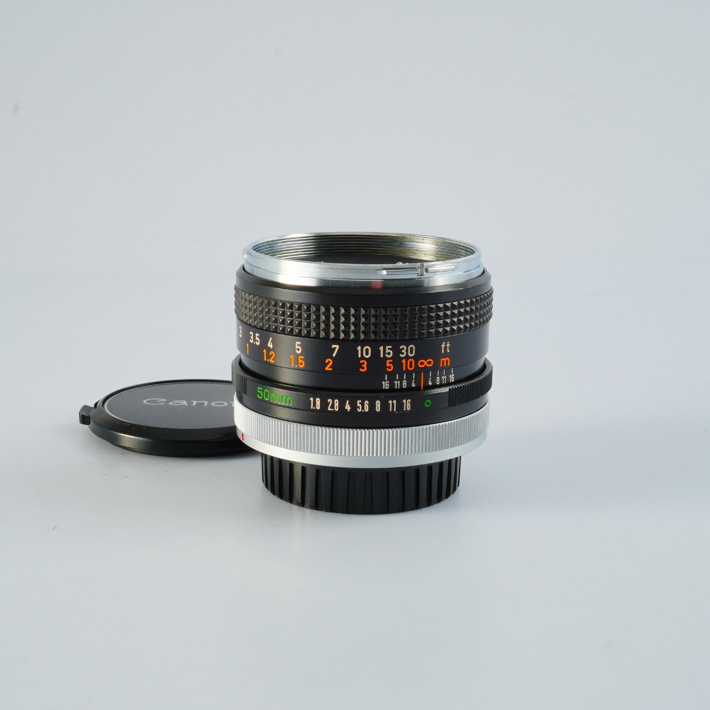 ショップ Canon キヤノン FD 50mm F/1.8 単焦点レンズ Canon キヤノン