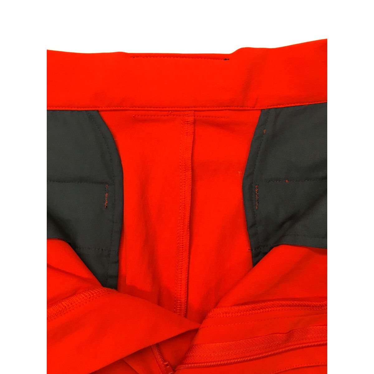 未使用品 メンズ シーピージーゴルフ CPG GOLF ハーフパンツ 3(L) 赤