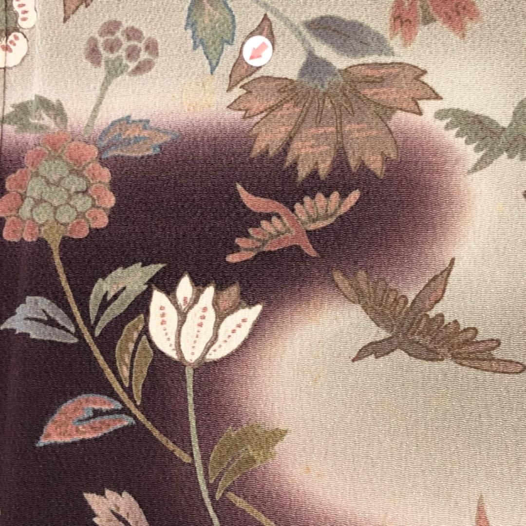 ☆ 付下げ 型染 花草模様 花喰い鳥 暈し 江戸鼠色 縮緬 K-5509 付下げ 型染 花草模様 花喰い鳥 暈し 江戸鼠色 縮緬 K-