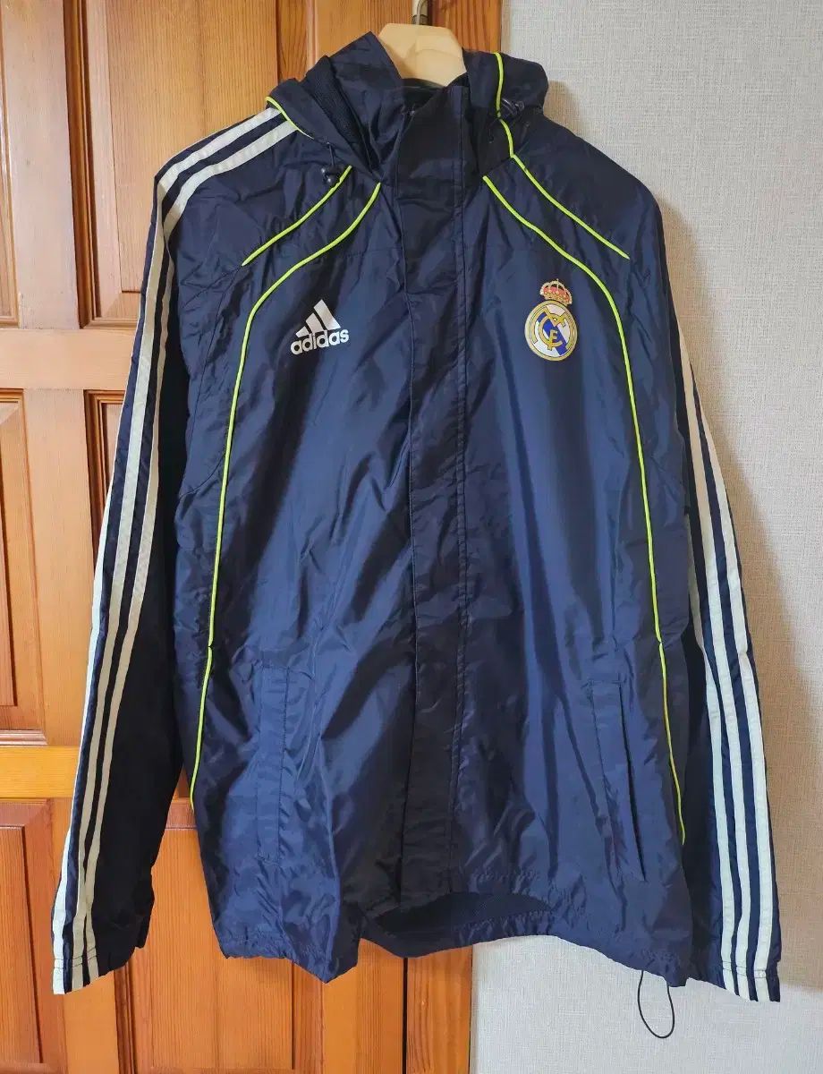 アディダス オールド レアルマドリード ウィンドブレーカー ネイビー 105