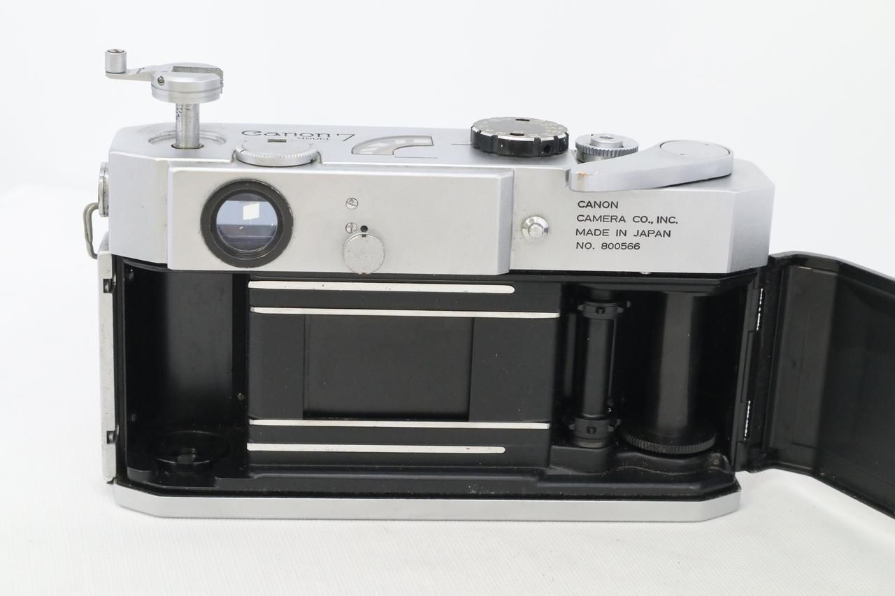 Canonレンジファインダーフィルムカメラ、レンズセット中古品 希少】CANON7 ブラック 50mmレンズ付き レンジファインダーカメラ