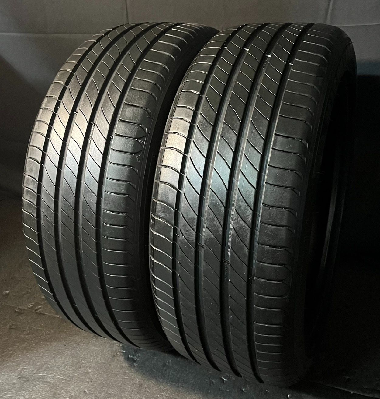 2021年製 約8分山 ミシュラン MICHELIN プライマシー PRIMACY 4 225