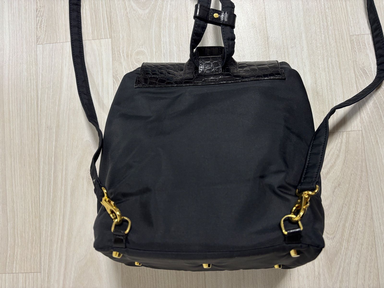 GIANNI VERSACE ブラックリュック GIANNI VERSACE ヴェルサーチ リュック バックパック レザー タイガー