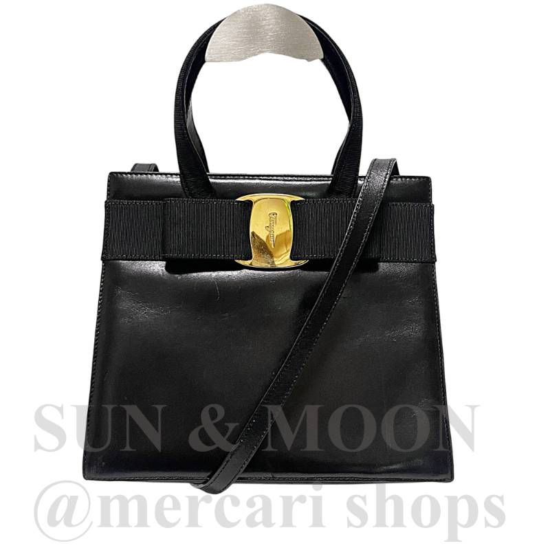 希少 サルヴァトーレフェラガモ ヴァラリボン 2way ハンドバッグ