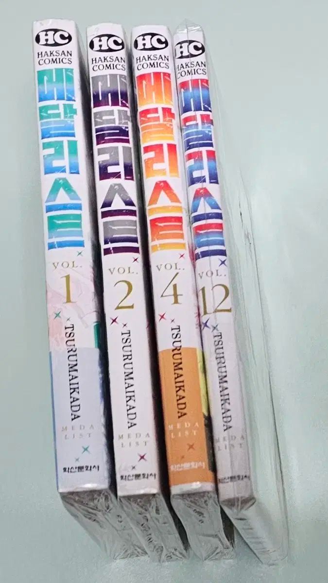 メダリスト 初回版 1 2 4 注文 12巻 メダリスト 1～12巻 シュリンク
