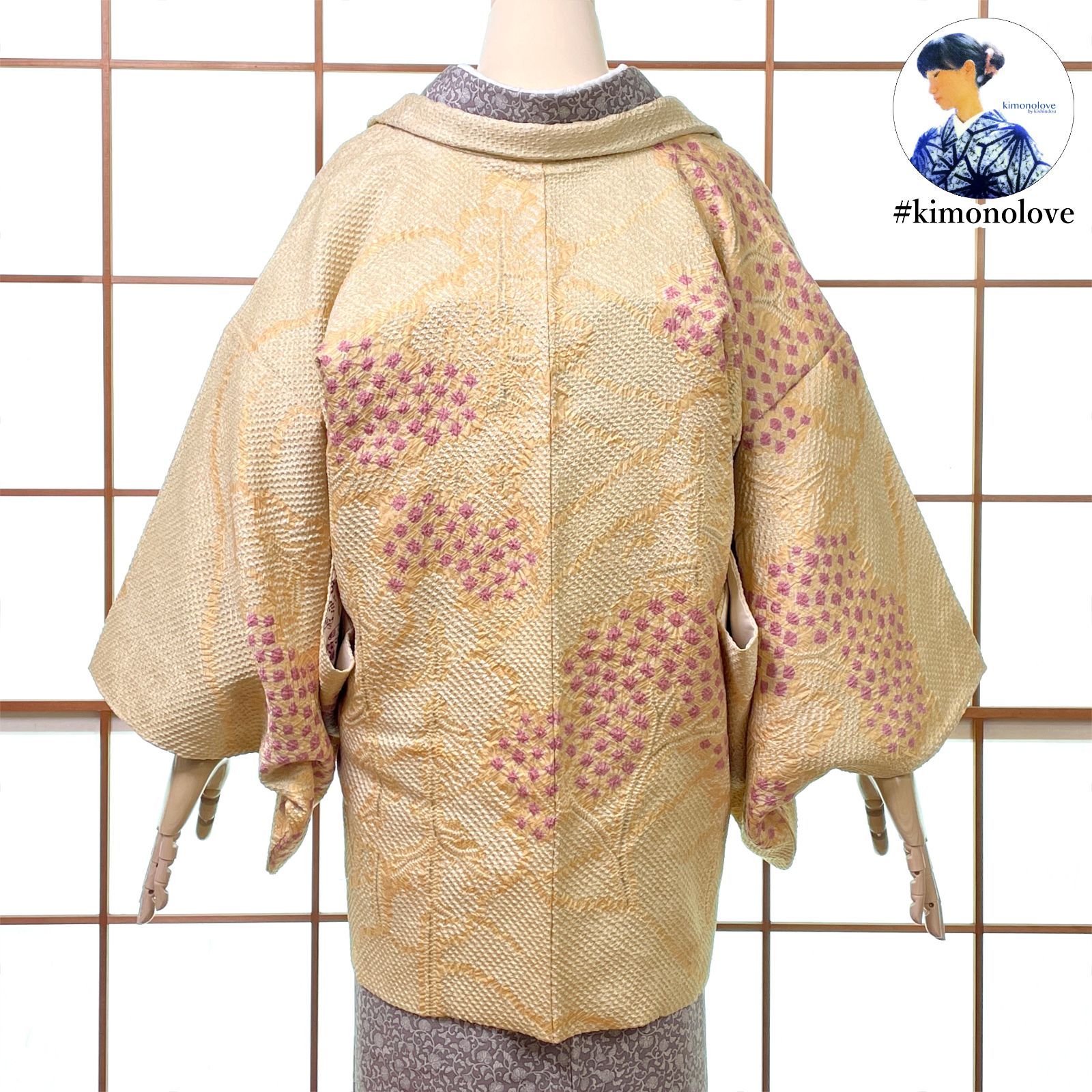羽織 総絞り 一方付け 正絹 樹木柄 渋い淡クリーム色 羽織紐付き 着物