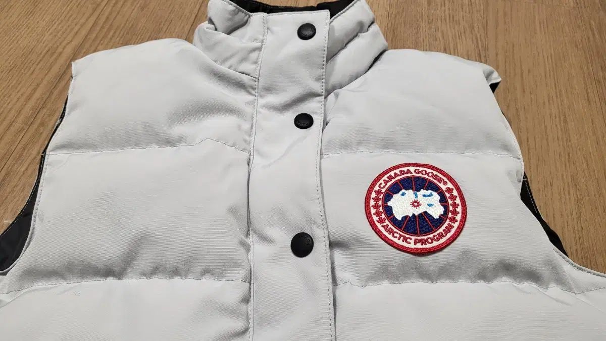 Canada Goose(カナダグース) レディース ダウンベスト □□CANADA