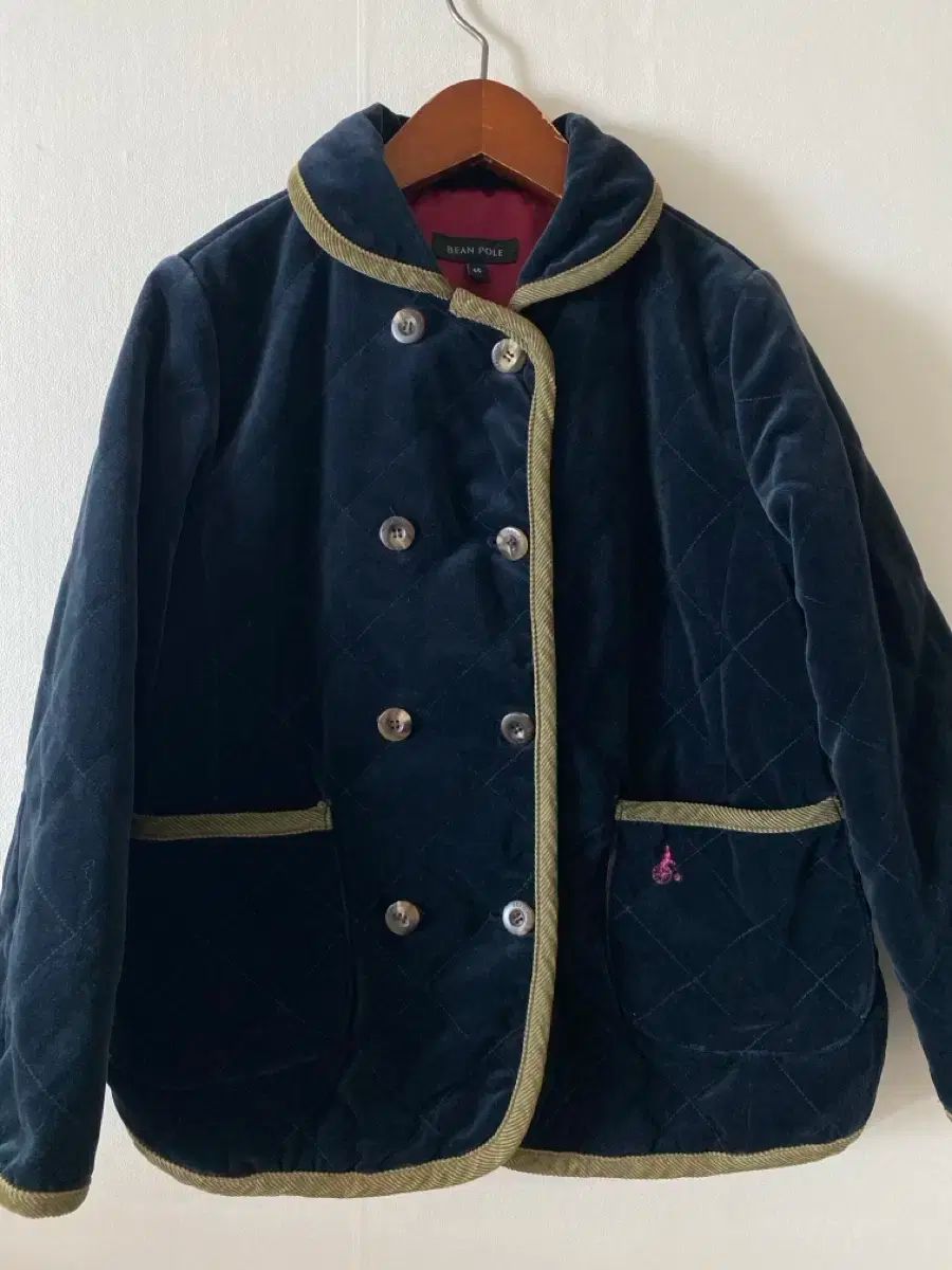 未開封】エクラシャルム 60g オールインワン 最も安い メディアハーツ