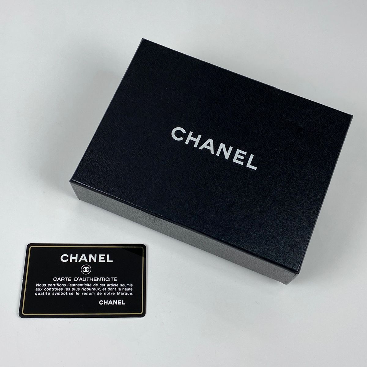 シャネル CHANEL ココマーク 長財布 ワイルドステッチ CC 三つ折り財布