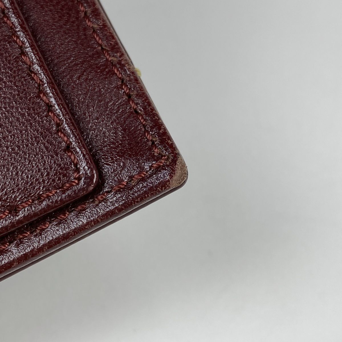 シャネル CHANEL ココマーク 長財布 ワイルドステッチ CC 三つ折り財布