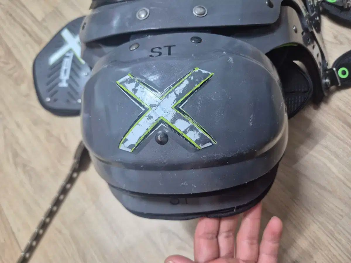 Sサイズ　XTECH ショルダーパッドss Sサイズ XTECH ショルダーパッドss